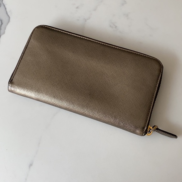 Prada Saffiano Wallet in Gold/Gunmetal - Picture 3 of 10